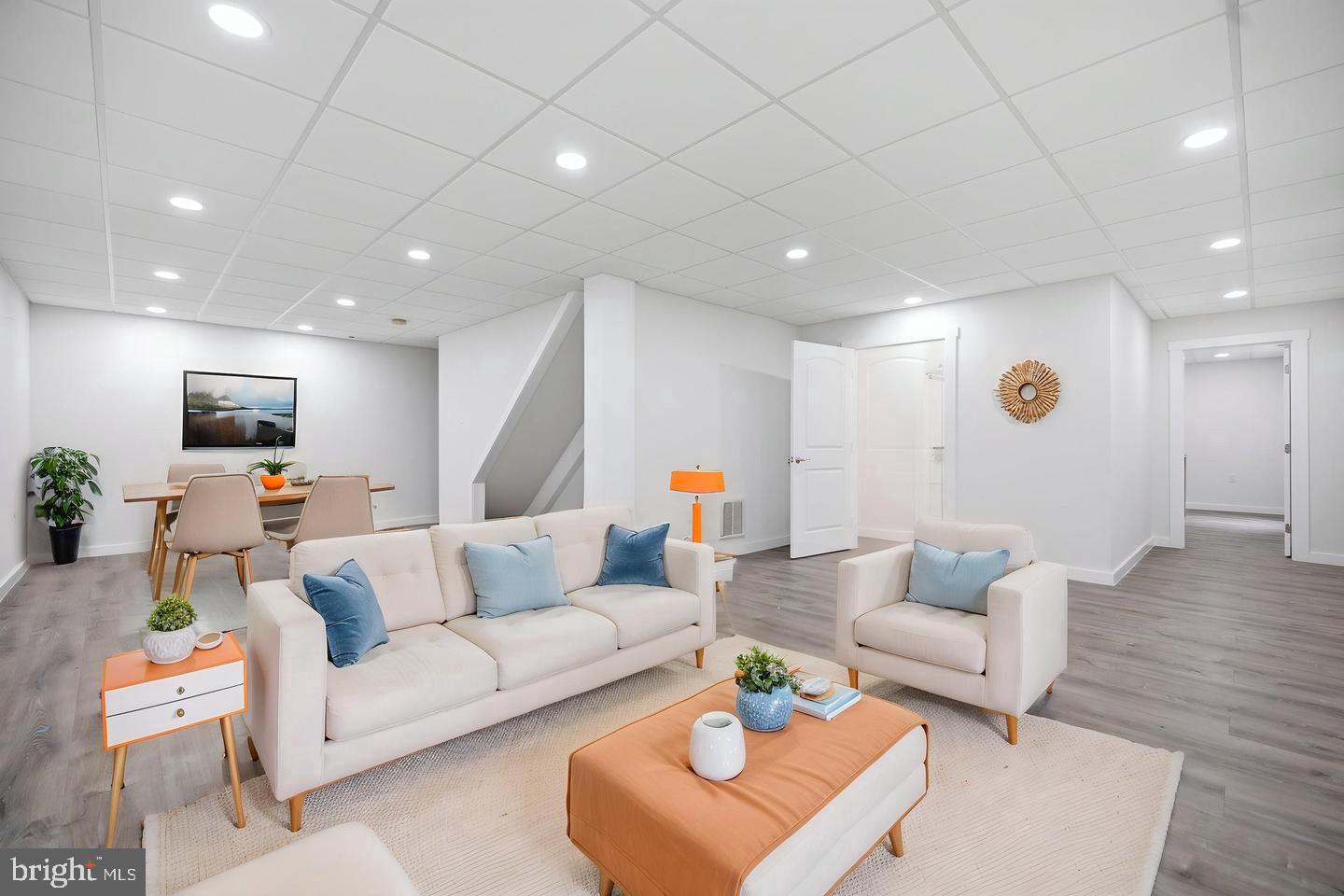 35338 Pheasant Ridge Road Locust Grove, VA 22508 - Photo 19 of 39 Bright and airy modern living space.