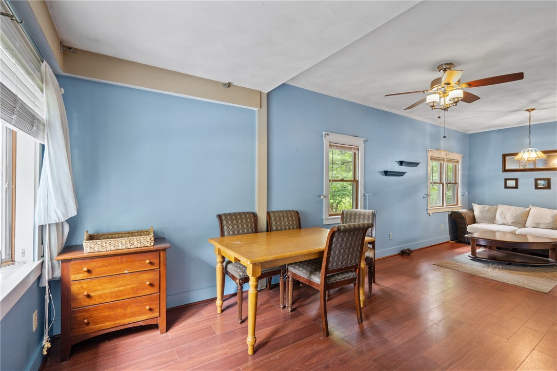 27 Cliff Road Warwick, RI 02889 - Photo 8 of 19 Gallery Image 8