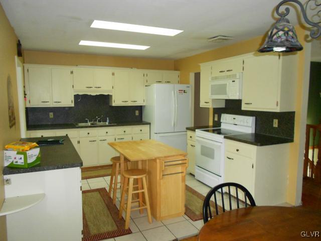 2816 Georgetown Road Nazareth, PA 18064 - Photo 18 of 25 Gallery Image 18