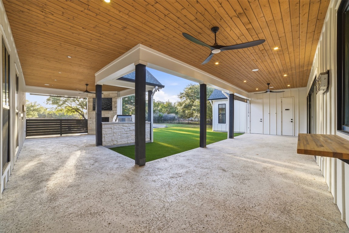 23937 Oscar Road Spicewood, TX 78669 - Photo 31 of 36