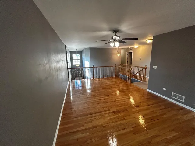 $334,400 | 1103 Kingsley Drive, Romeoville, IL 60446