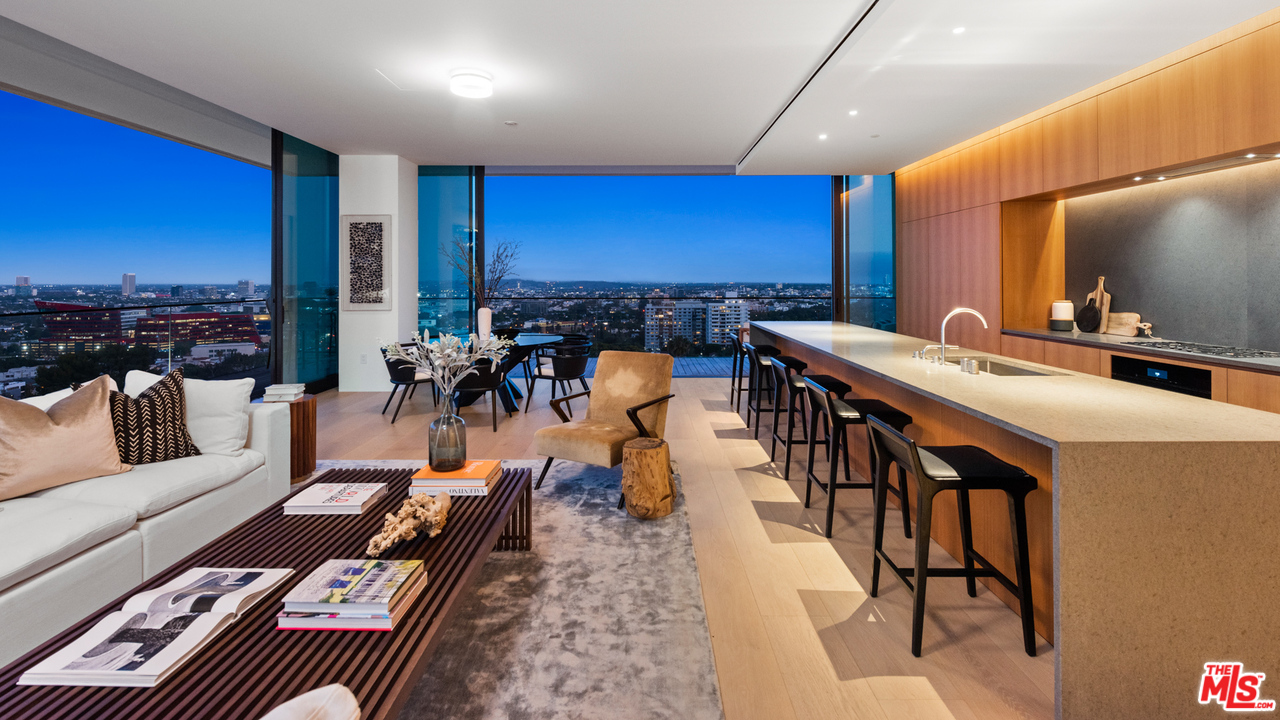 9040 Sunset Boulevard, Unit 907 West Hollywood, CA 90069 - Photo 2 of 21