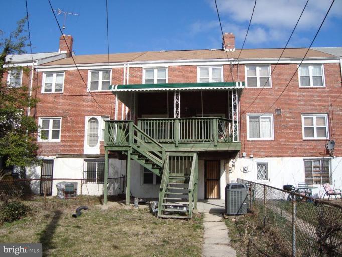 861 Bradhurst Road Baltimore, MD 21212 - Photo 7 of 17 Exterior #3