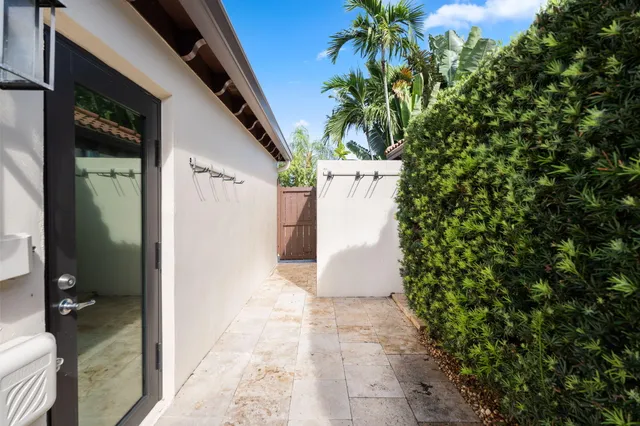 $1,499,999 | 1484 VÃa Del Sol, Jupiter, FL 33477