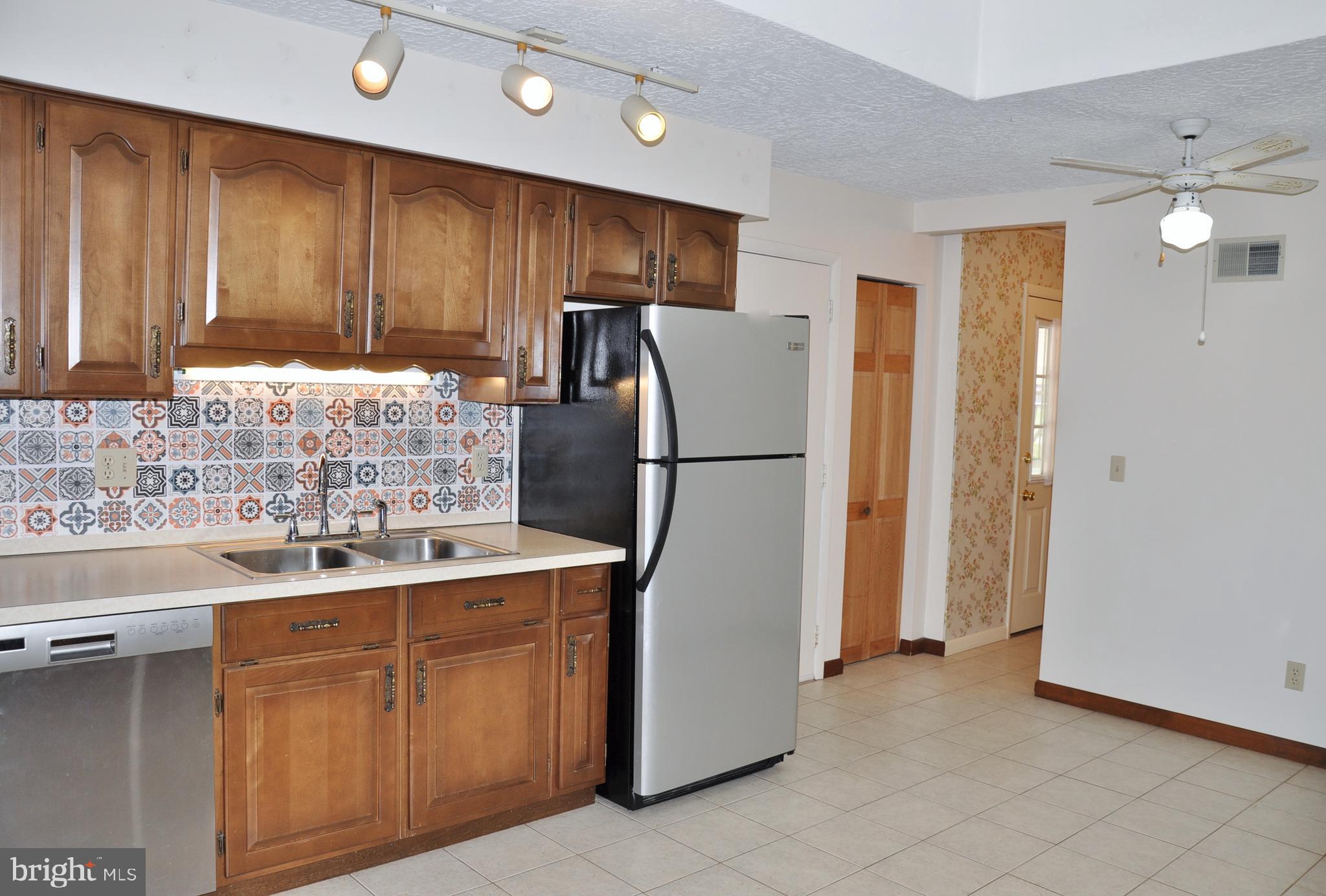 770 Gebhart Road Windsor, PA 17366 - Photo 7 of 69 Kitchen