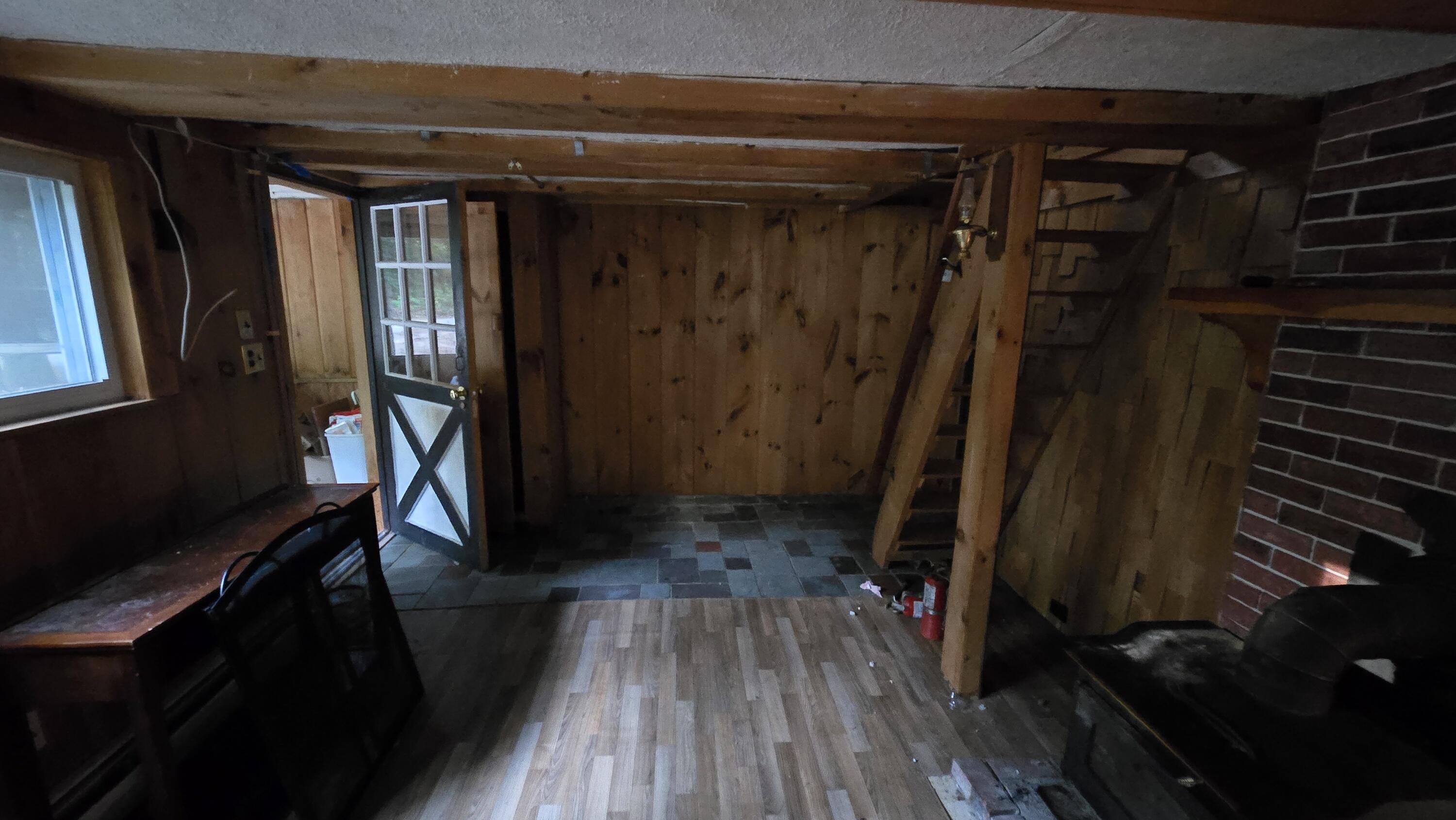 26 Front Avenue Poland, ME 04274 - Photo 11 of 40 Living Room