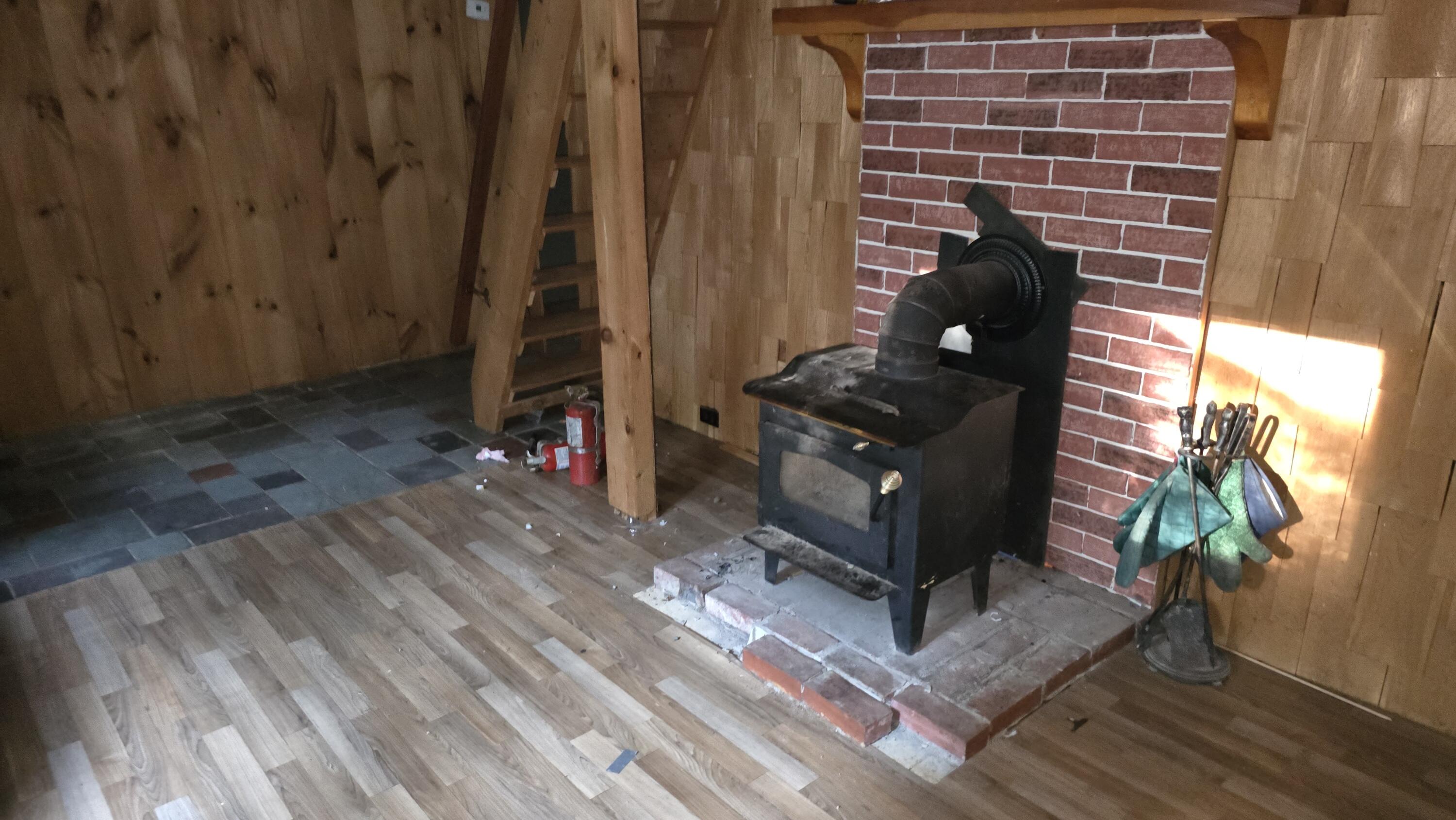 26 Front Avenue Poland, ME 04274 - Photo 12 of 40 Living Room
