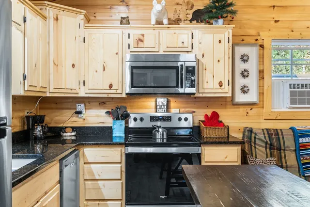 $220,000 | 700 Dickey Road, Murphy, NC 28906