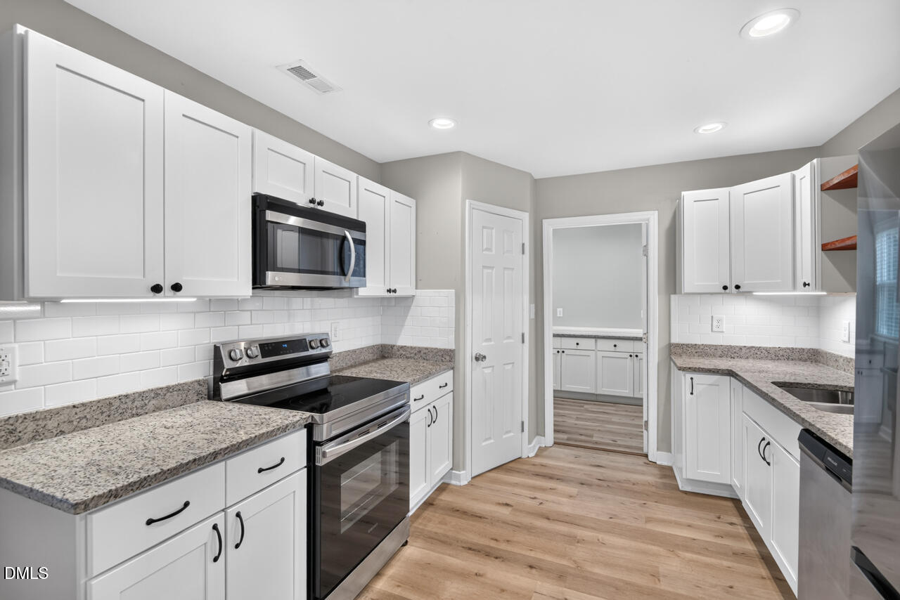 1507 Robinhood Road Durham, NC 27701 - Photo 18 of 45 18 (2)