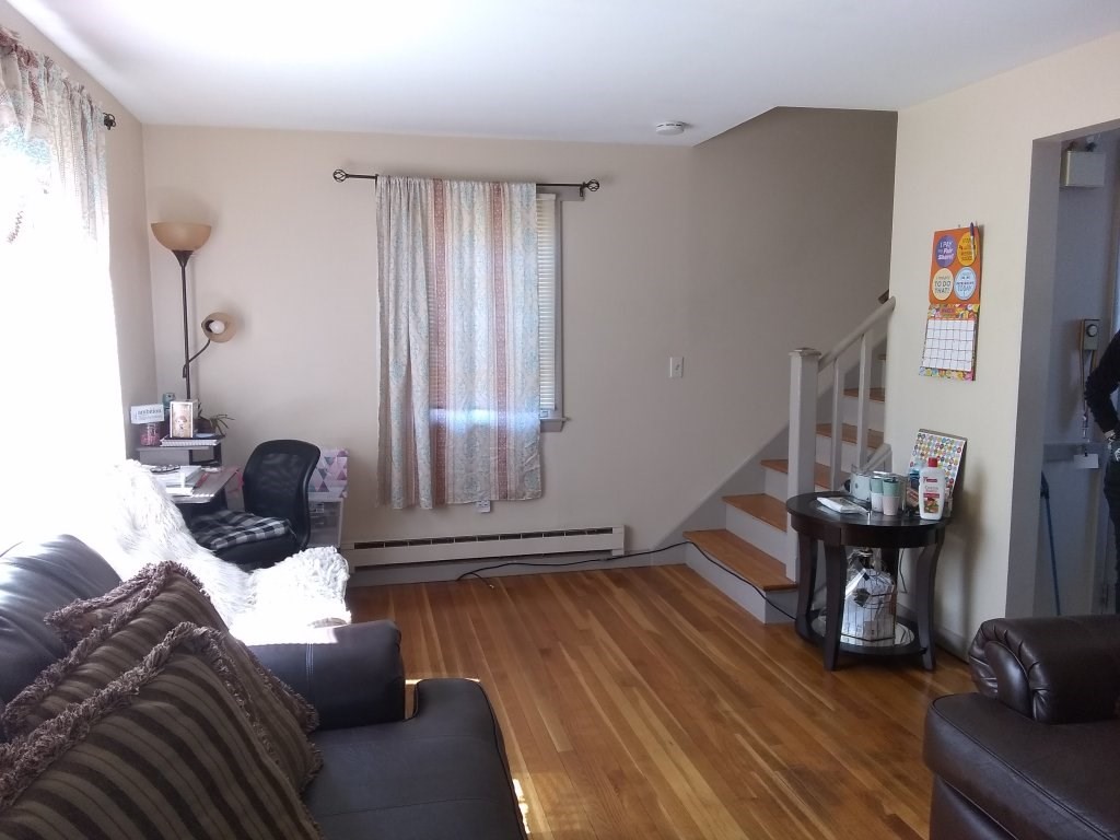 72-74 Tulsa Street Springfield, MA 01118 - Photo 3 of 16 a living room with furniture