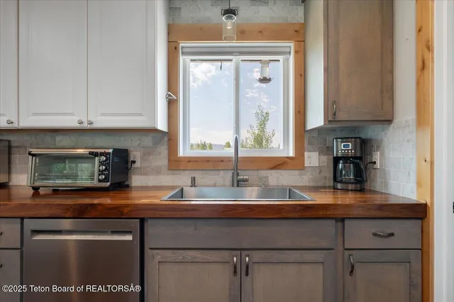 $879,900 | 615 Thistle Creek Drive, Victor, ID 83455