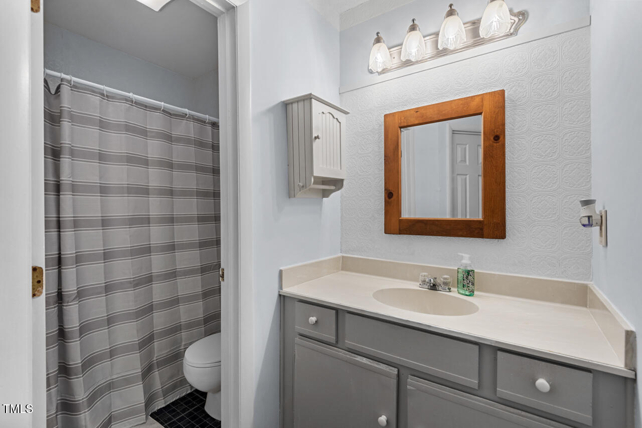 3805 Chimney Ridge Place, Unit 3 Durham, NC 27713 - Photo 12 of 25 20