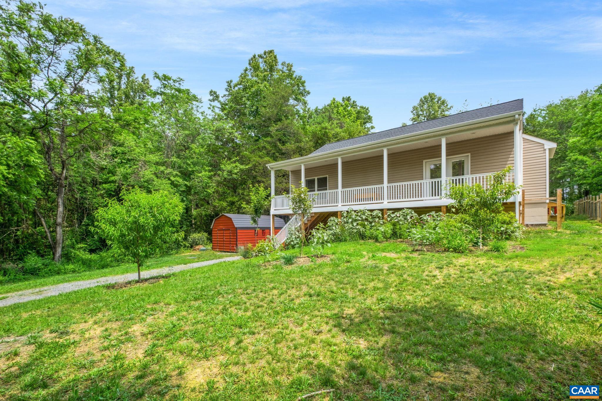 434 Greene Acres Road North Stanardsville, VA 22973 - Photo 4 of 48