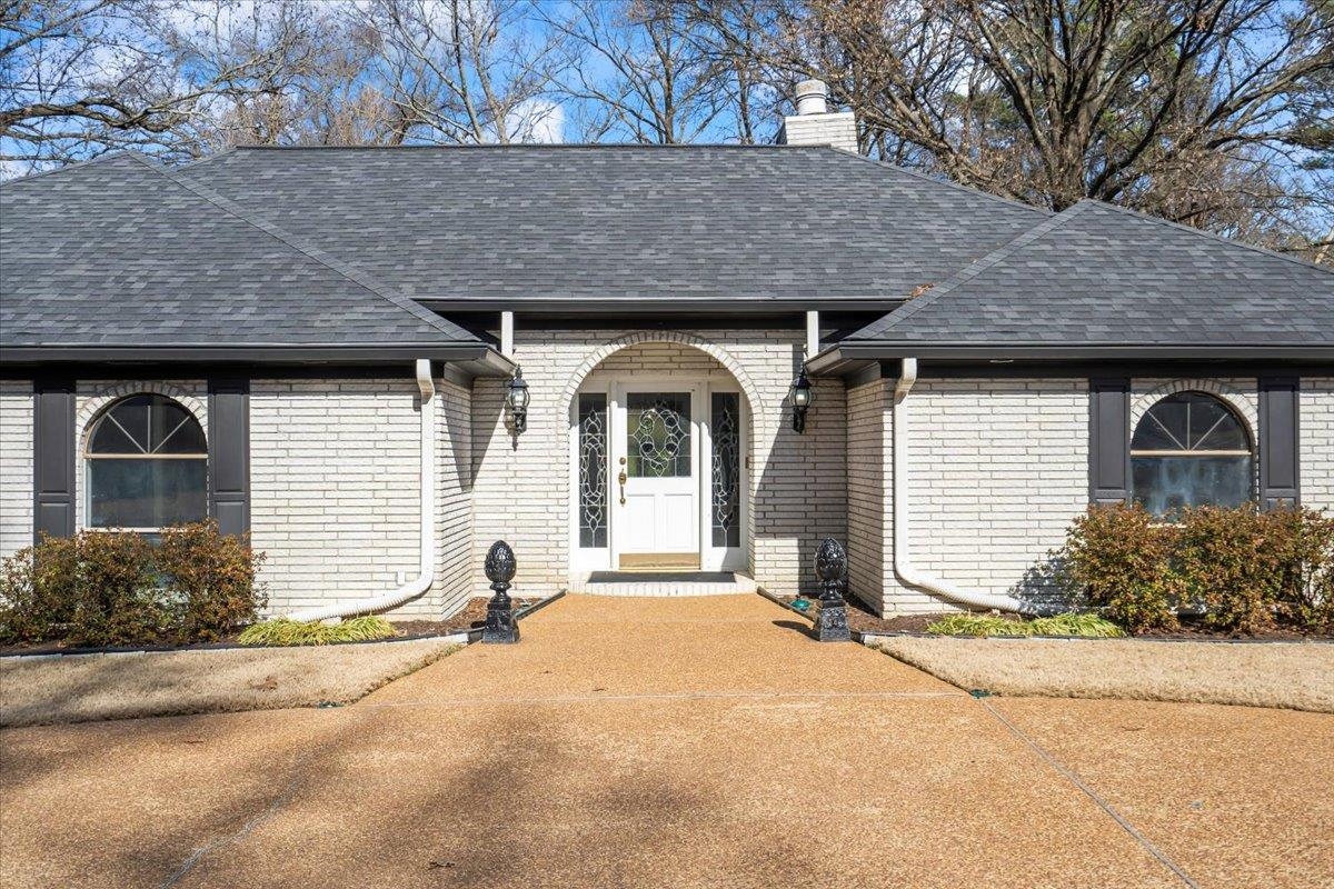 5710 Herald Square Memphis, TN 38120 - Photo 2 of 31 View of exterior entry