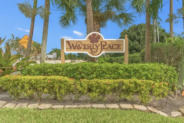$225,000 | 465 East Waverly Place, Unit 8B, Vero Beach, FL 32960