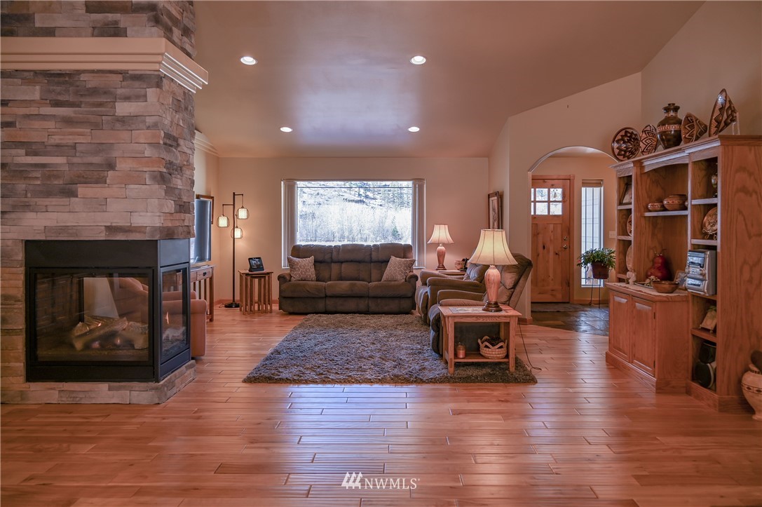 6166 Entiat River Road Entiat, WA 98822 - Photo 5 of 25 Gallery Image 5