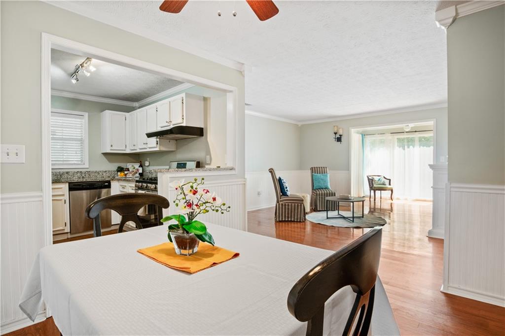 304 Natchez Trace Atlanta, GA 30350 - Photo 1 of 17