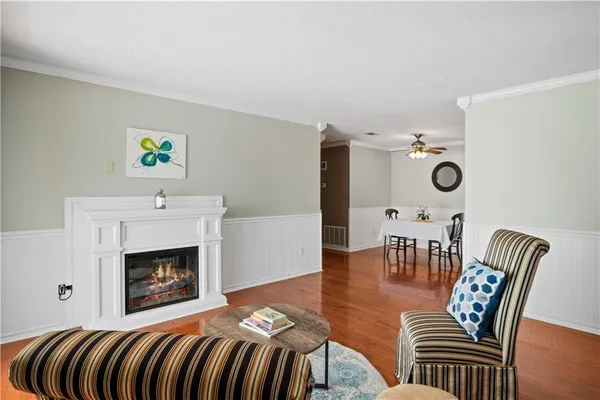 $1,600 | 304 Natchez Trace, Atlanta, GA 30350