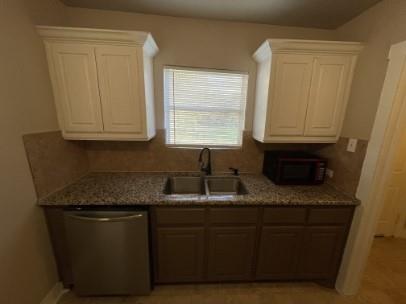 613 South Fielder Road Arlington, TX 76013 - Photo 4 of 4