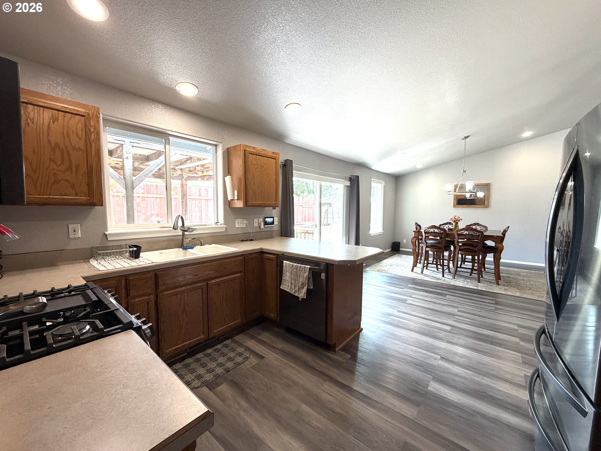 2273 Eagle Loop Sutherlin, OR 97479 - Photo 6 of 39