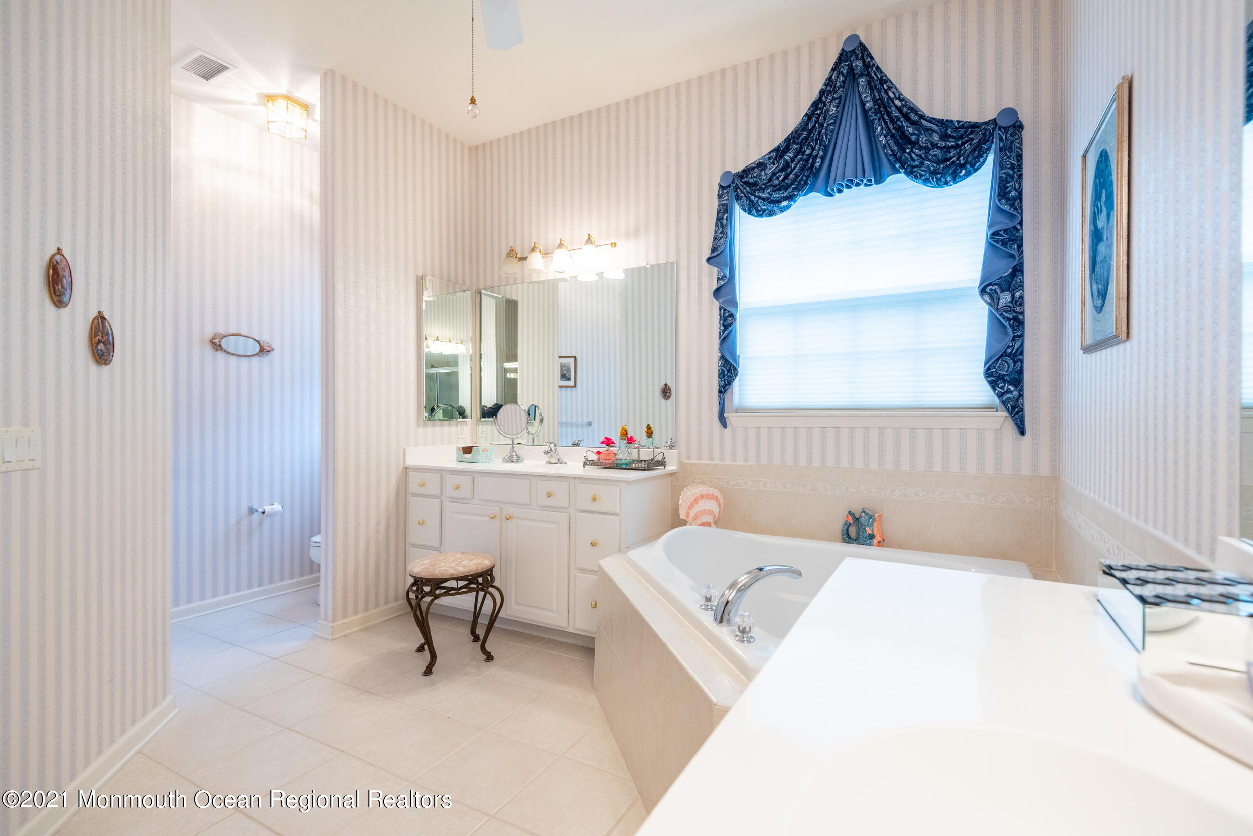 44 Park Ridge Way Jackson, NJ 08527 - Photo 28 of 39 Master Bath 3