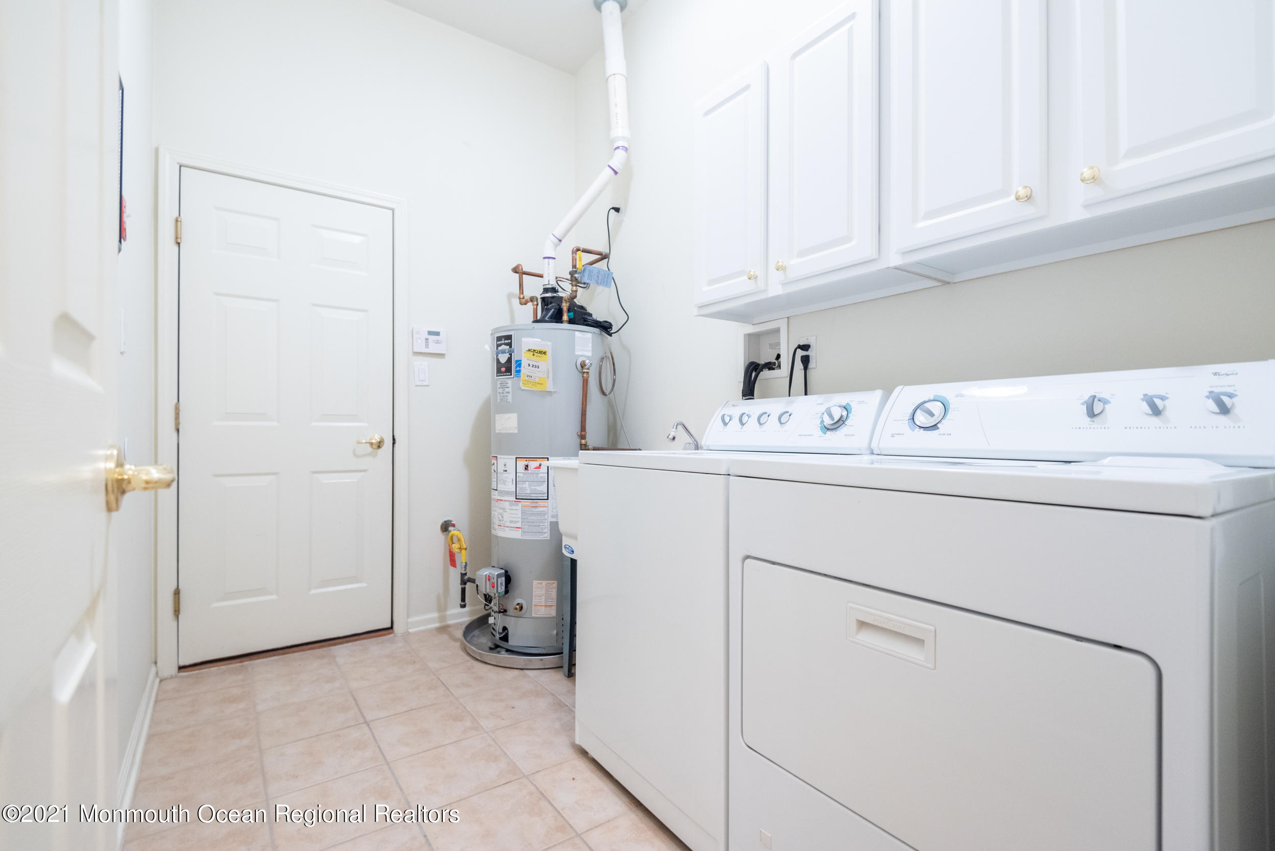 44 Park Ridge Way Jackson, NJ 08527 - Photo 29 of 39 Laundry