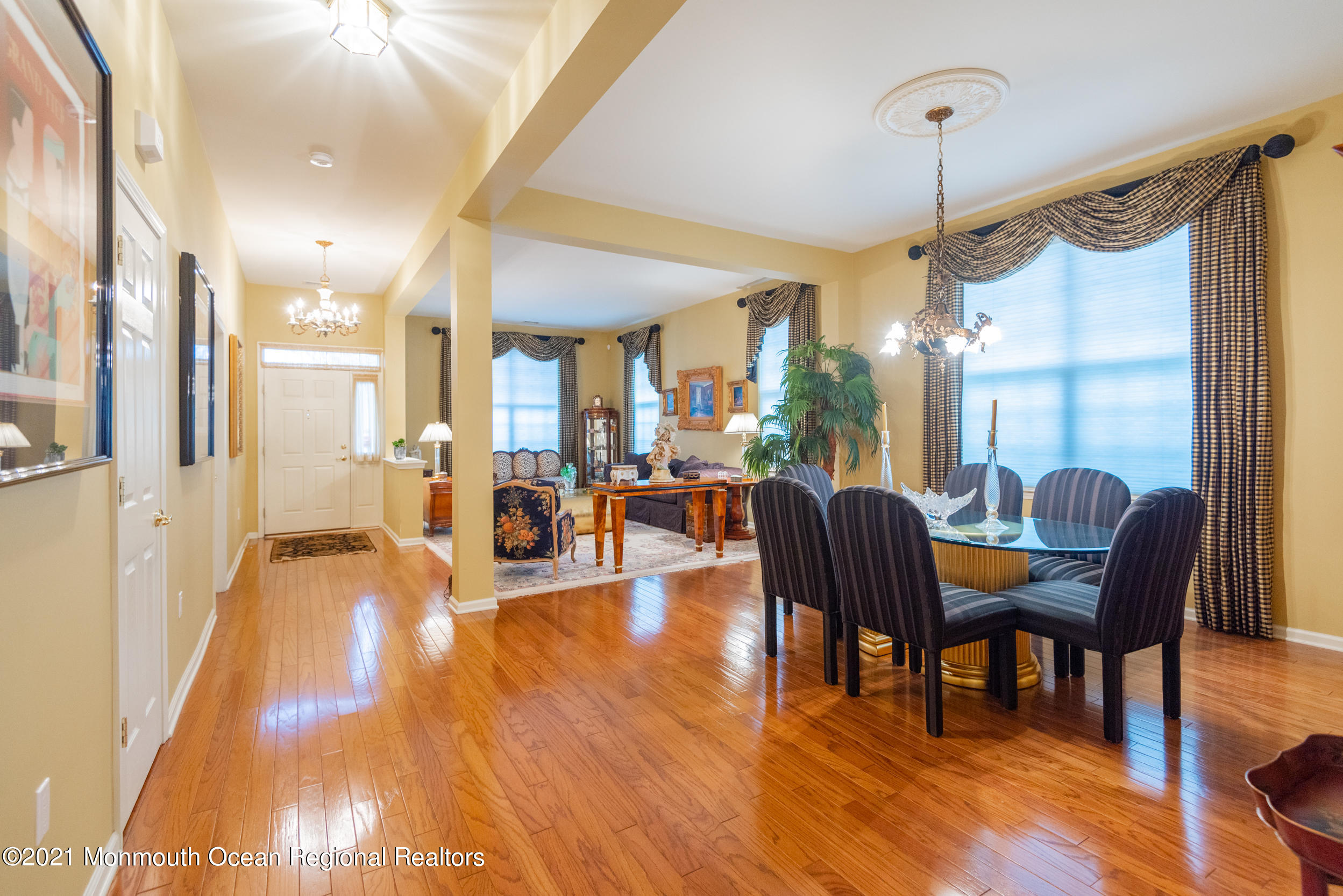 44 Park Ridge Way Jackson, NJ 08527 - Photo 5 of 39 Dining 3