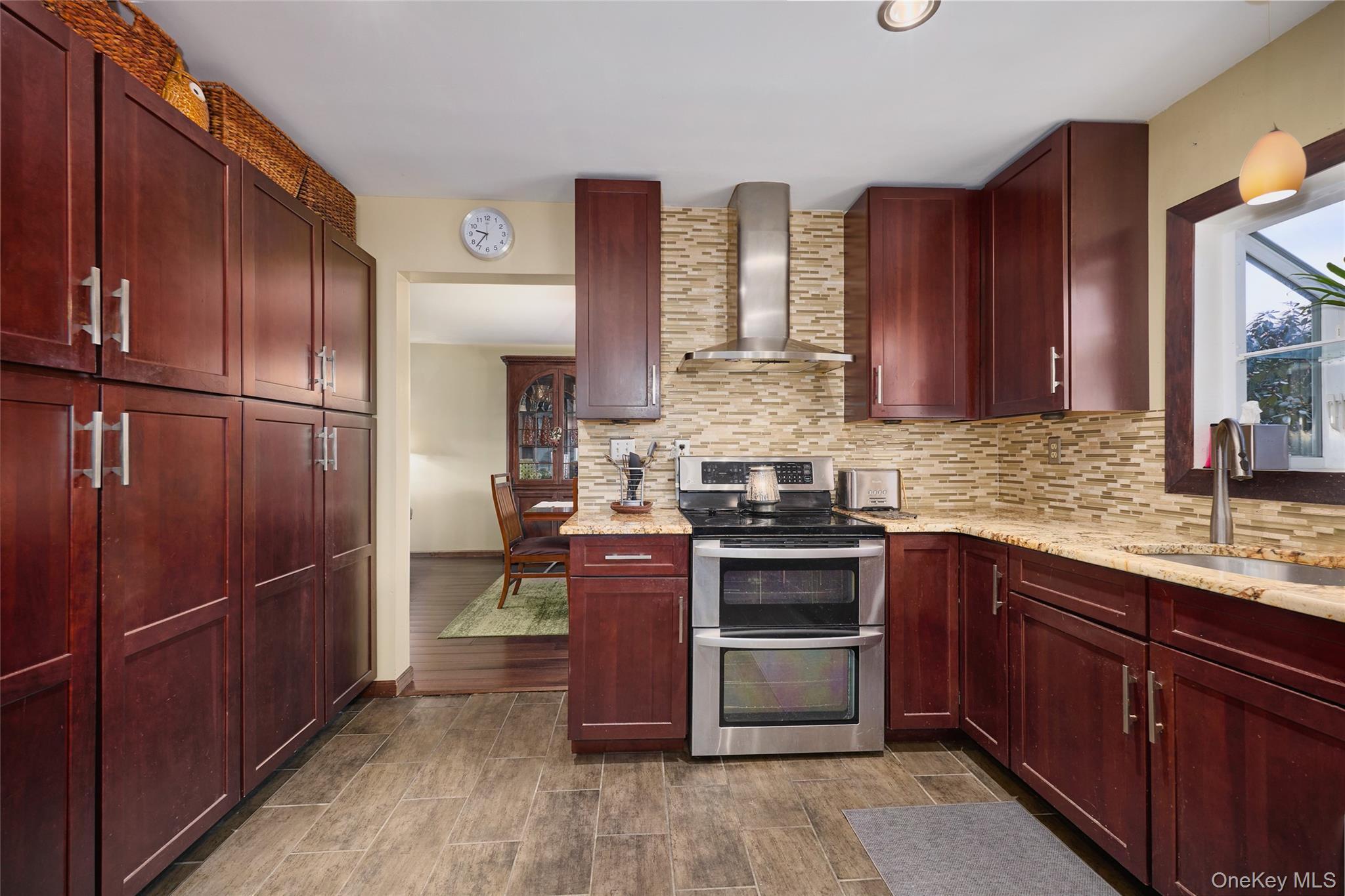180 Ridge Drive Middletown, NY 10940 - Photo 15 of 43 Plenty of counter space and cabinets
