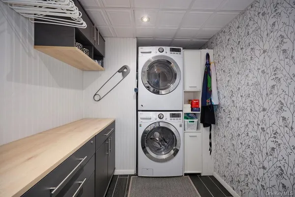 $594,900 | 180 Ridge Drive, Middletown, NY 10940