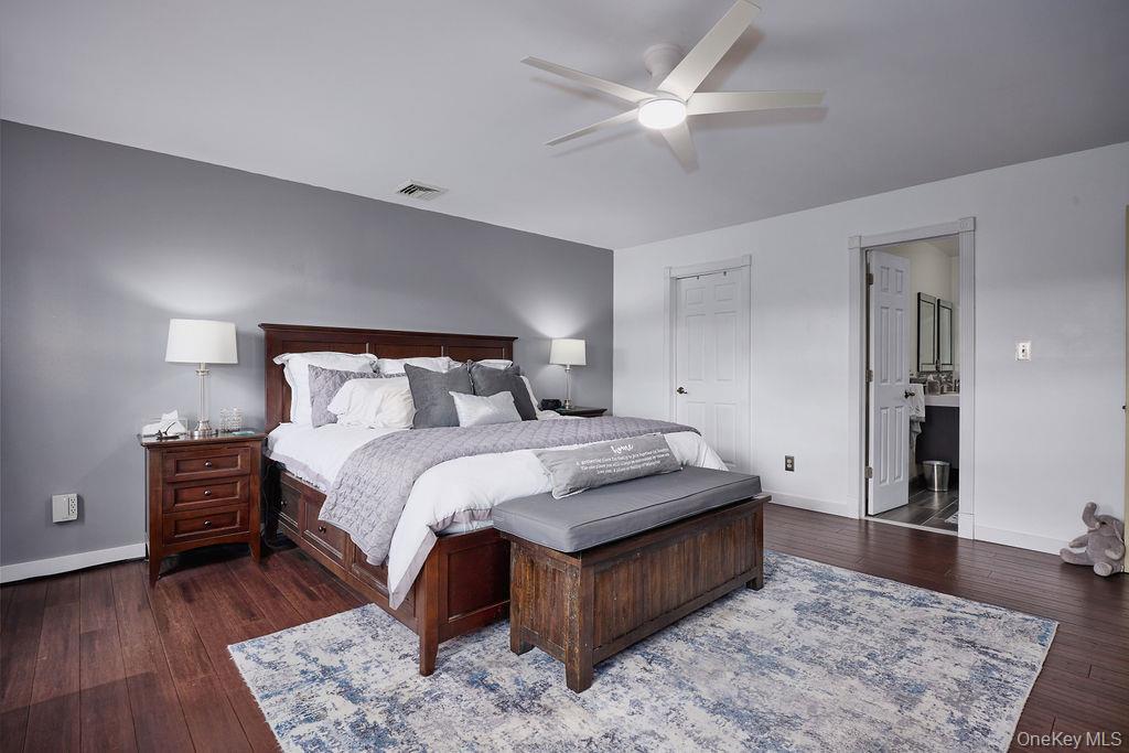 180 Ridge Drive Middletown, NY 10940 - Photo 22 of 43 View of master bathroom