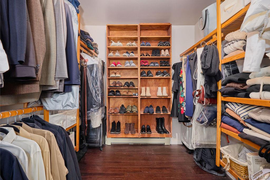 180 Ridge Drive Middletown, NY 10940 - Photo 24 of 43 Master bedroom walk in closet