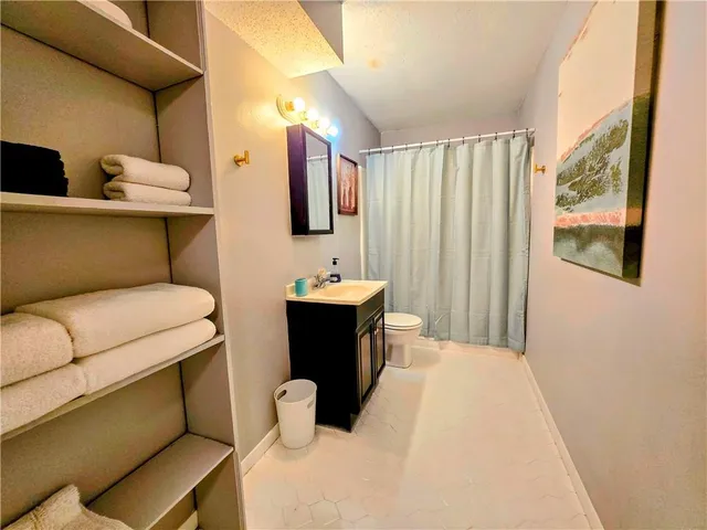 $1,100 | 1924 Tusa Drive, Unit A, Violet, LA 70092