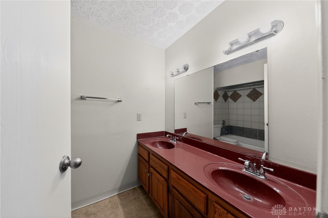 304 Applegate Road Englewood, OH 45322 - Photo 26 of 31