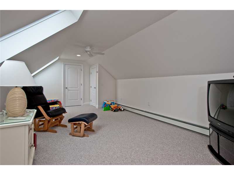 69 Ocean Ridge Drive Charlestown, RI 02813 - Photo 18 of 23 Bonus Room. with bath.. great for guests
