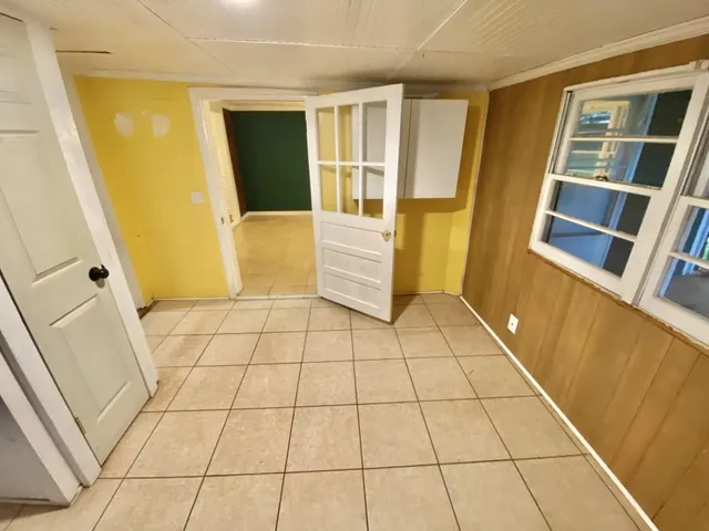 a view of a livingroom with a furniture