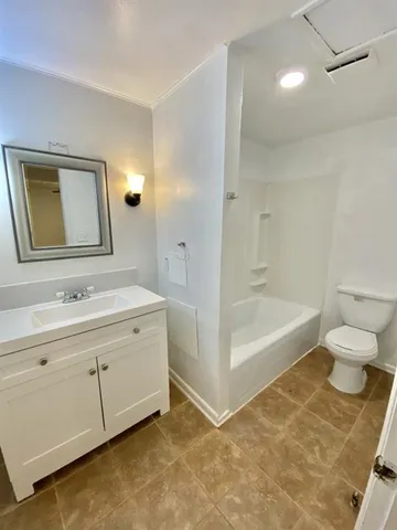 $299,995 | 118 Glen Iris Drive, Monroe, GA 30655