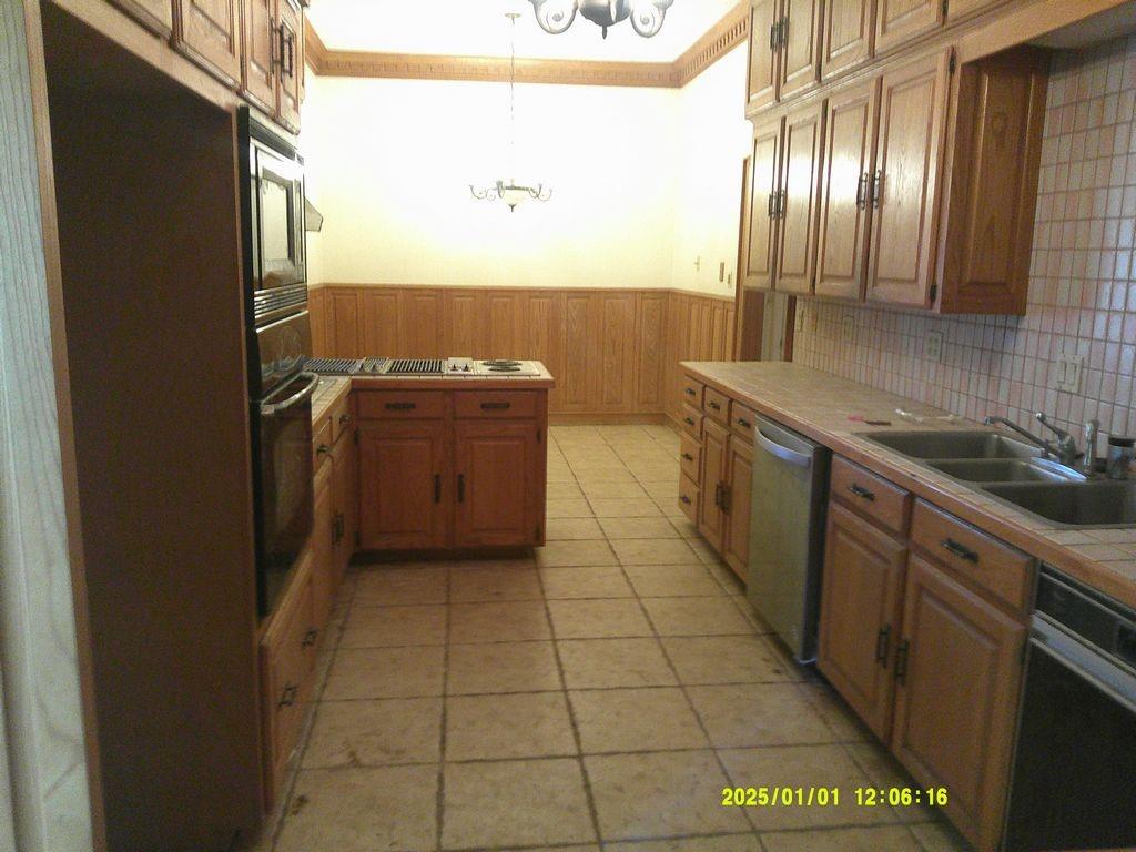3726 County Road 4284 Simms, TX 75574 - Photo 8 of 31