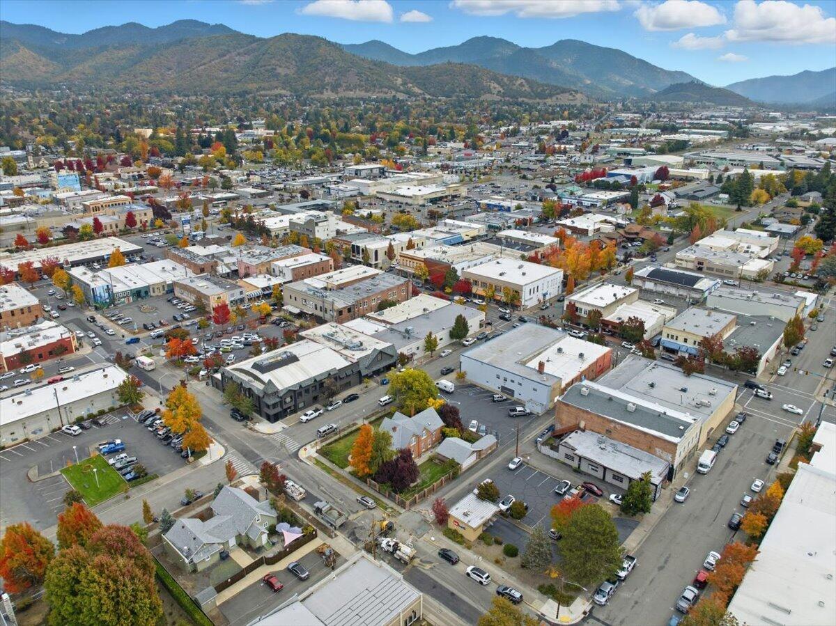 139 Southwest I Street Grants Pass, OR 97526 - Photo 44 of 47 an aerial view of residential house with parking space
