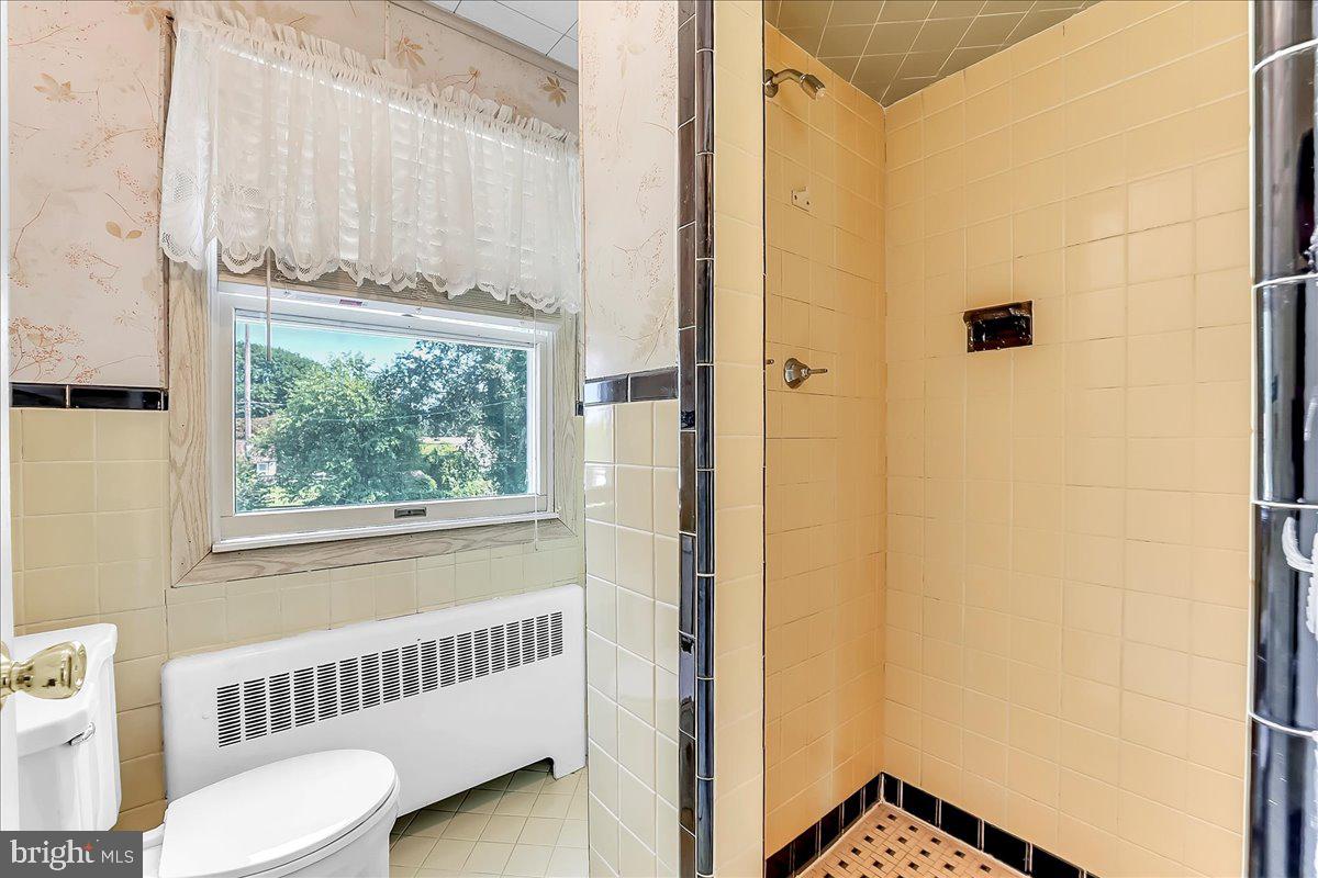 1541 Overhill Road West Chester, PA 19382 - Photo 19 of 31 Second Bathroom