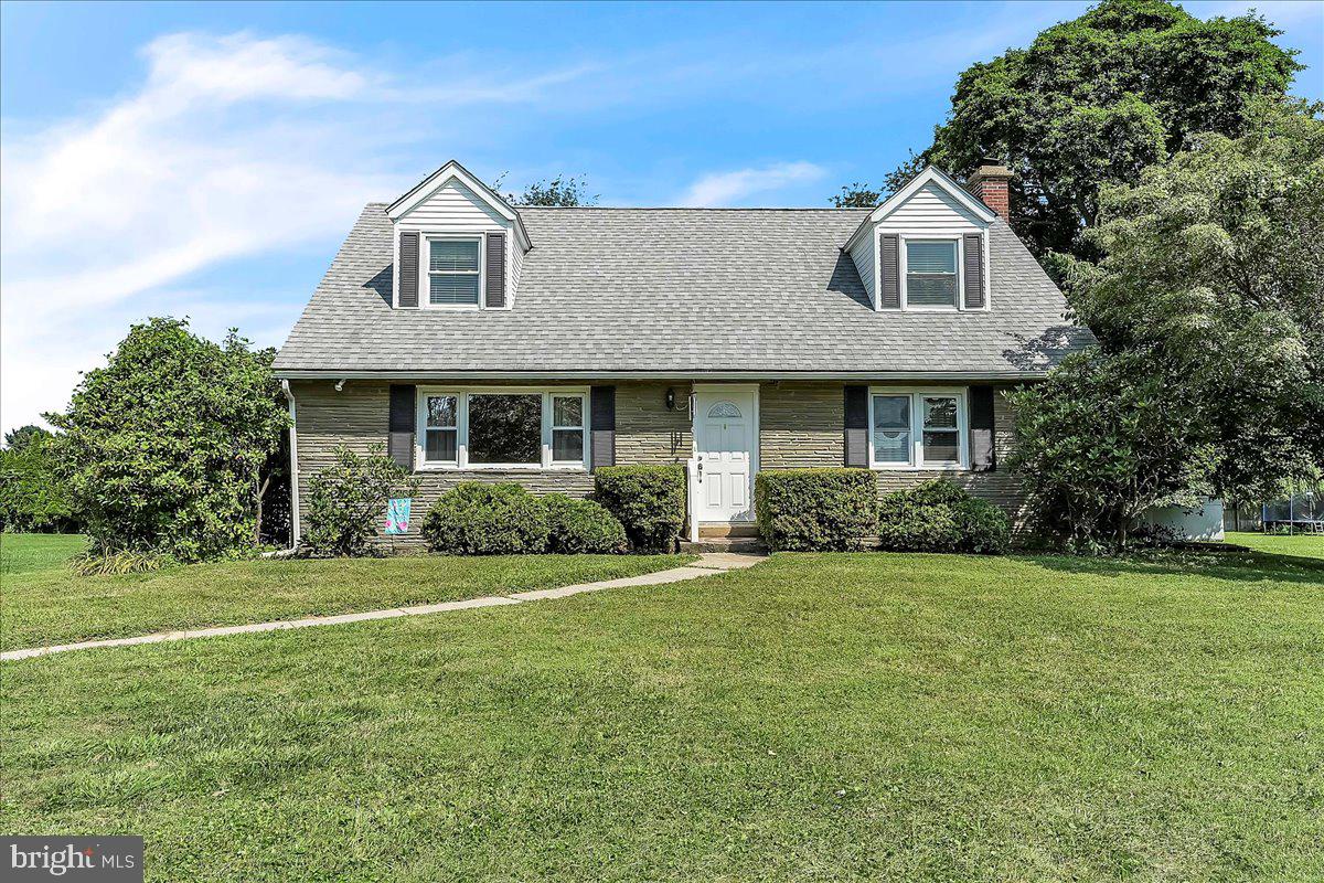 1541 Overhill Road West Chester, PA 19382 - Photo 2 of 31 Nestled in Desirable West Chester Schools