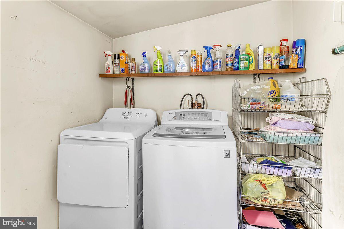1541 Overhill Road West Chester, PA 19382 - Photo 23 of 31 Washer & Dryer