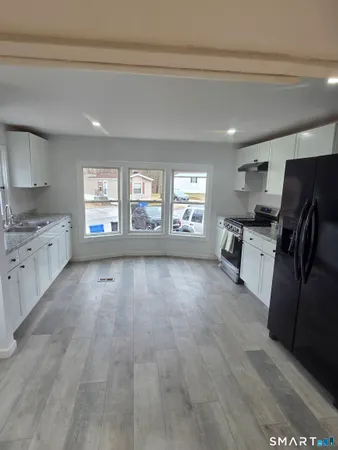 $129,900 | 303 Mohegan Park Road, Norwich, CT 06360