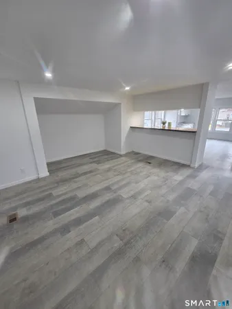 $129,900 | 303 Mohegan Park Road, Norwich, CT 06360