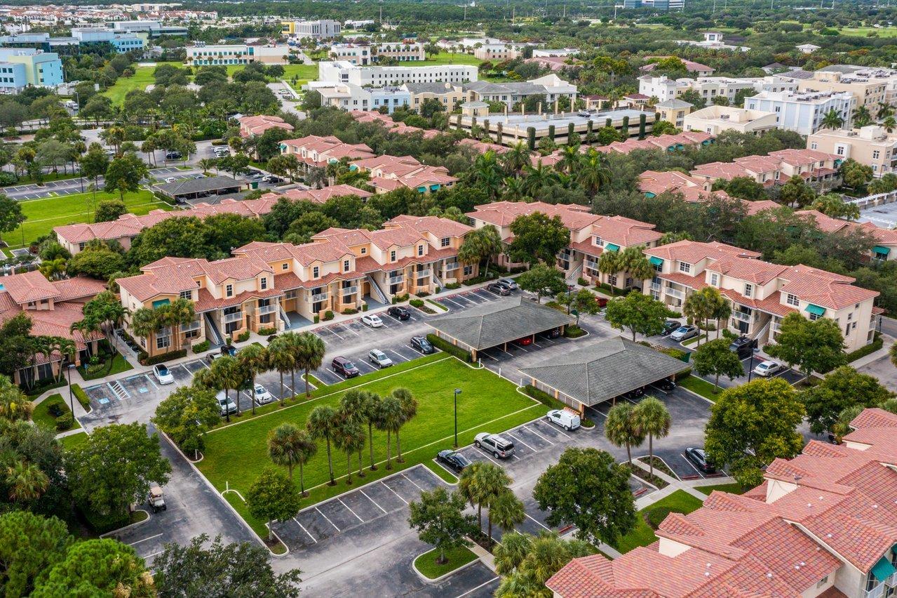 4784 Central Boulevard, Unit 21 Jupiter, FL 33458 - Photo 21 of 24 028-4734SCentralBlvd-Jupiter-FL-SMALL