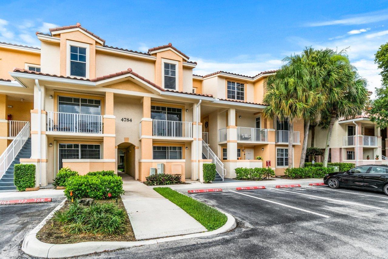 4784 Central Boulevard, Unit 21 Jupiter, FL 33458 - Photo 3 of 24 001-4734SCentralBlvd-Jupiter-FL-SMALL