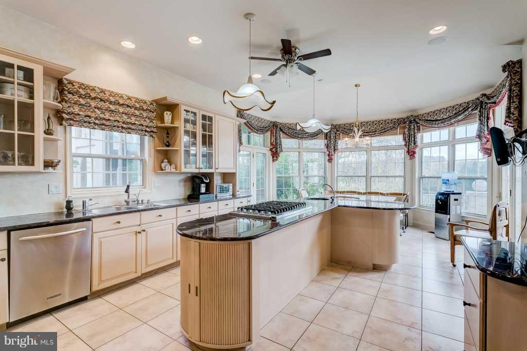 3825 Butler Road Glyndon, MD 21136 - Photo 11 of 30 Kitchen