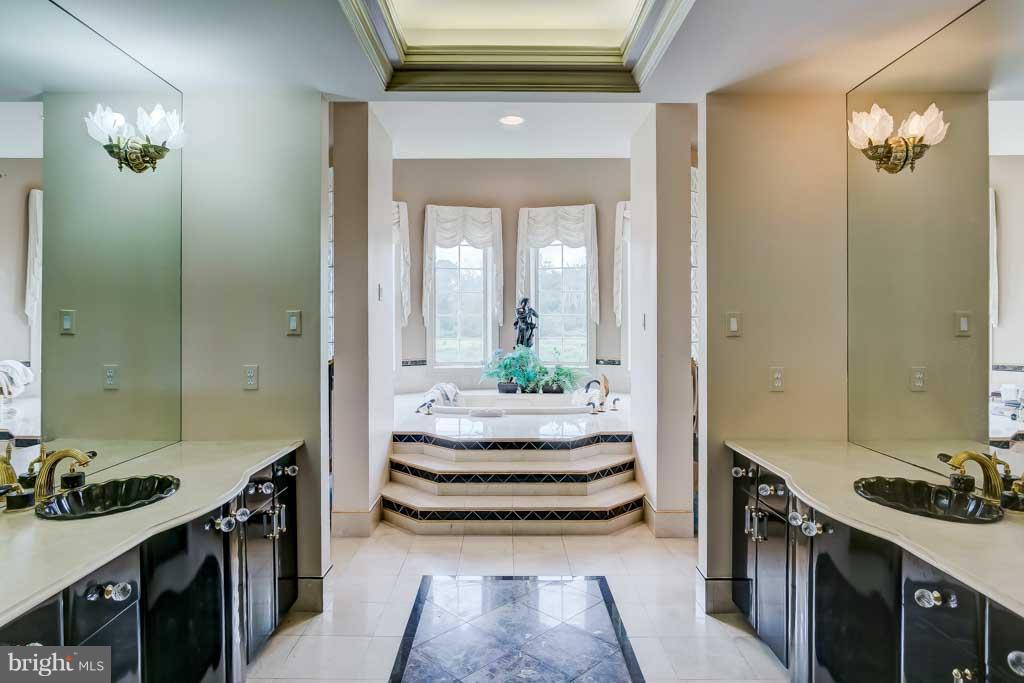 3825 Butler Road Glyndon, MD 21136 - Photo 14 of 30 Master Bath