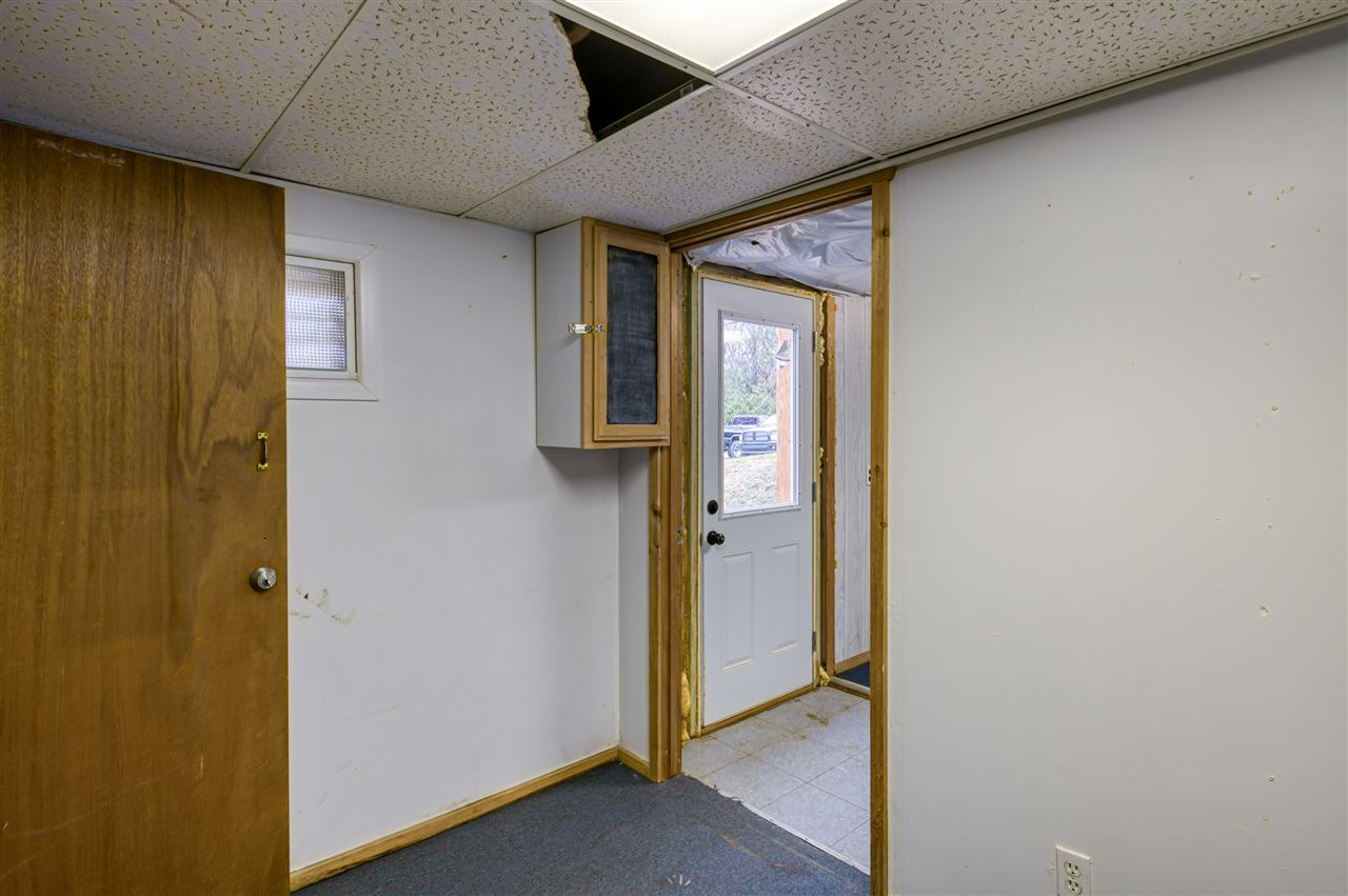 7525 Cedar Run Road Traverse City, MI 49685 - Photo 30 of 49 1881910-29.JPG