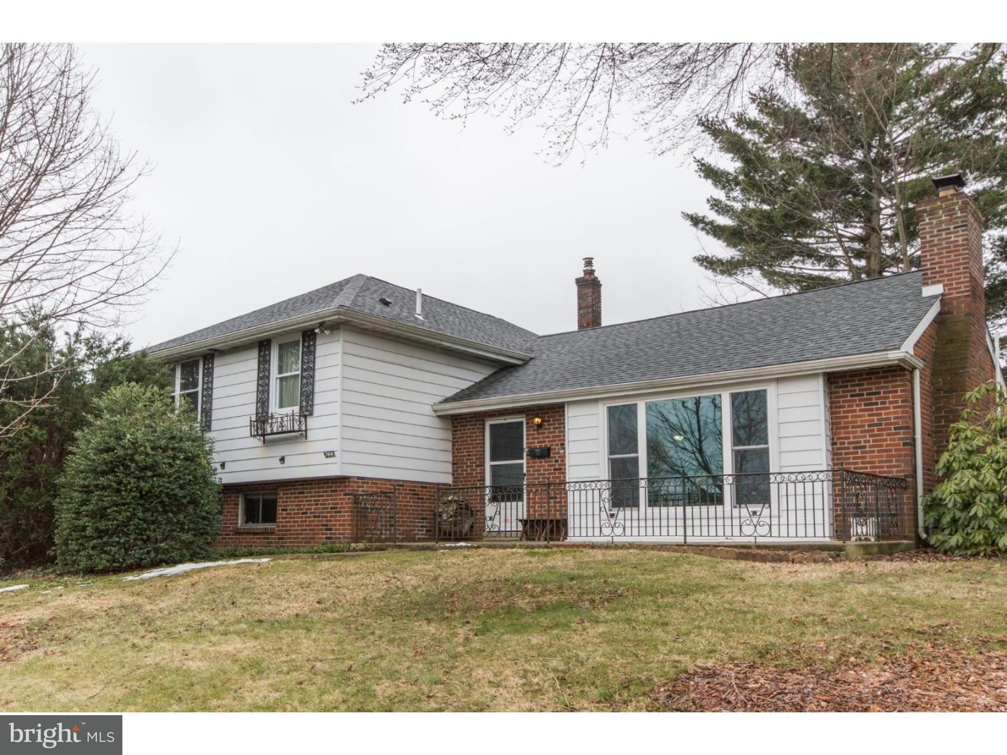 744 Parker Lane Springfield, PA 19064 - Photo 1 of 25 Gallery Image 1