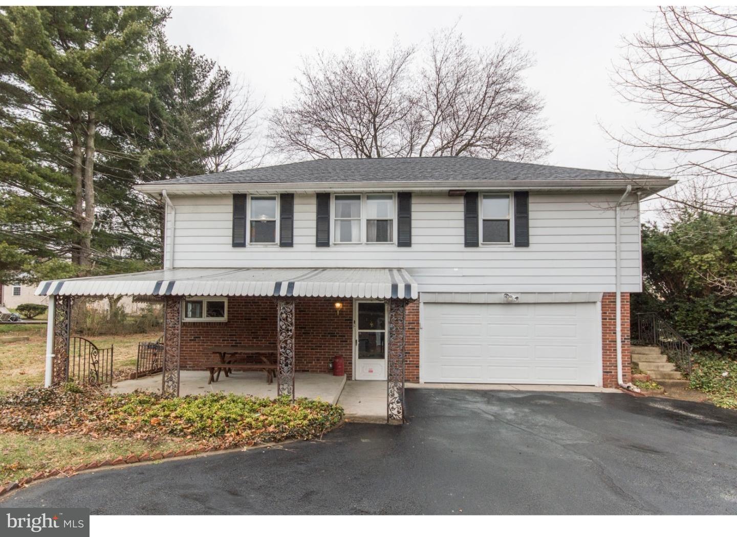 744 Parker Lane Springfield, PA 19064 - Photo 2 of 25 Gallery Image 2